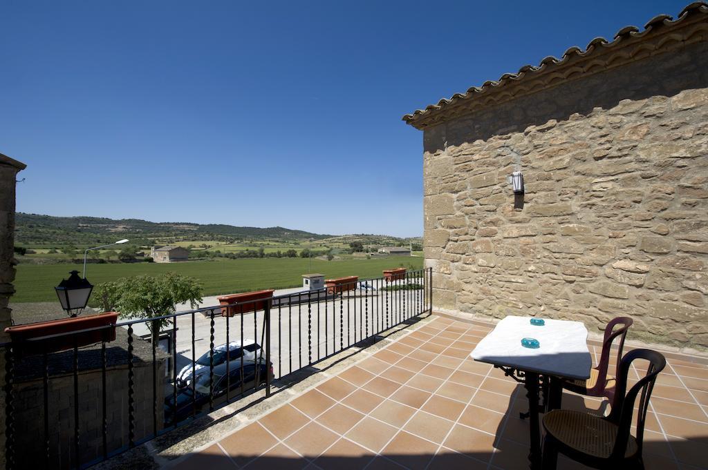 Hostal Palouet De Segarra Ngoại thất bức ảnh