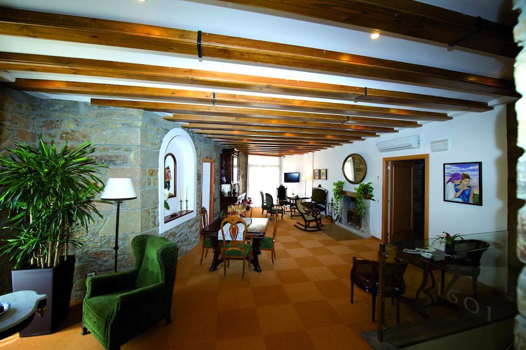 Hostal Palouet De Segarra Ngoại thất bức ảnh