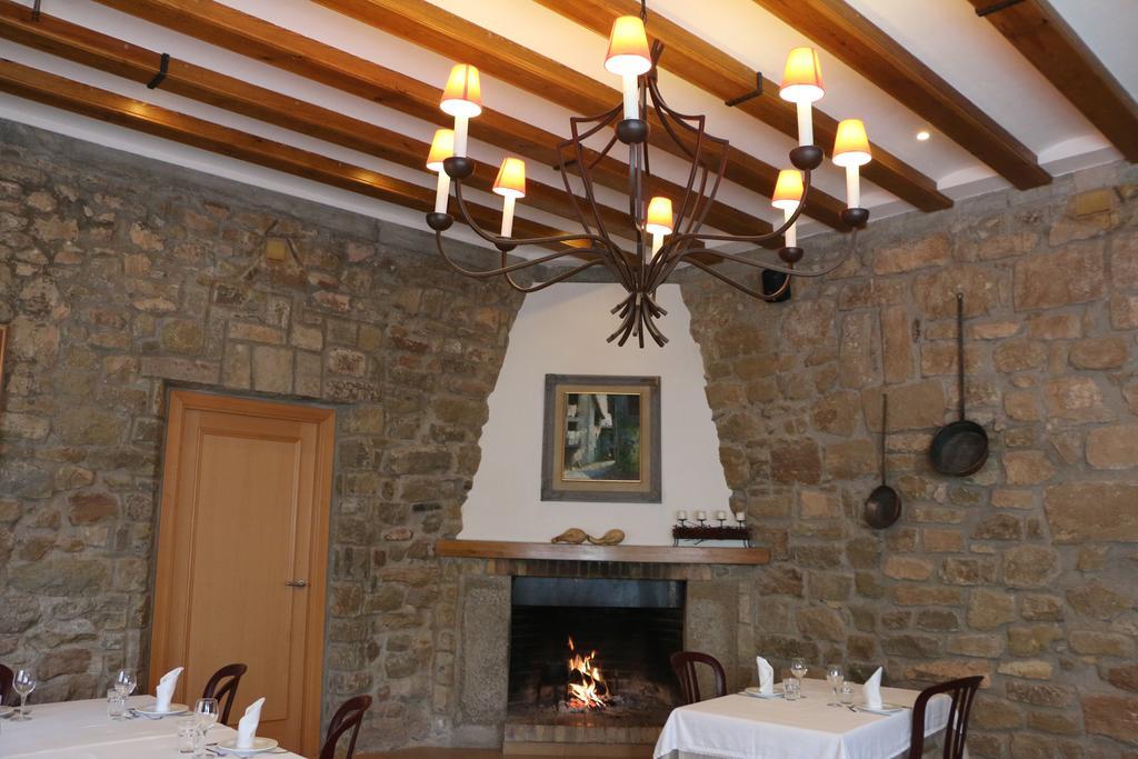 Hostal Palouet De Segarra Ngoại thất bức ảnh