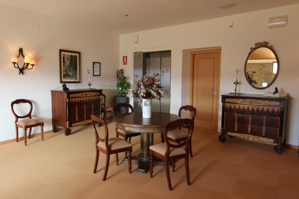 Hostal Palouet De Segarra Ngoại thất bức ảnh