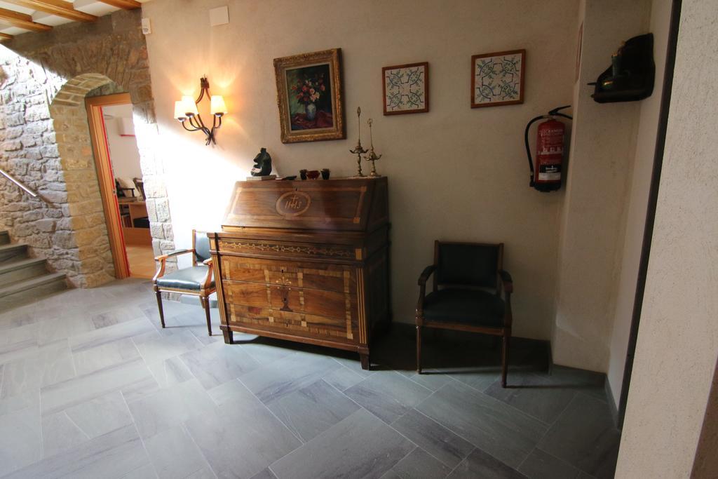 Hostal Palouet De Segarra Ngoại thất bức ảnh
