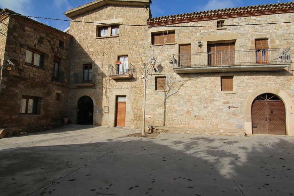 Hostal Palouet De Segarra Ngoại thất bức ảnh